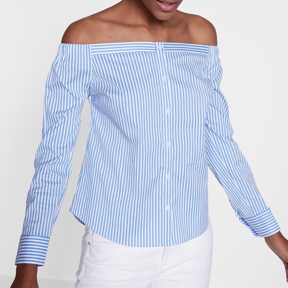 Off the shoulder Button down blouse Size M